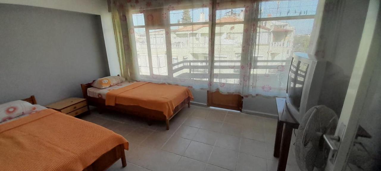Set Arat Motel & Pansiyon Akçay Extérieur photo